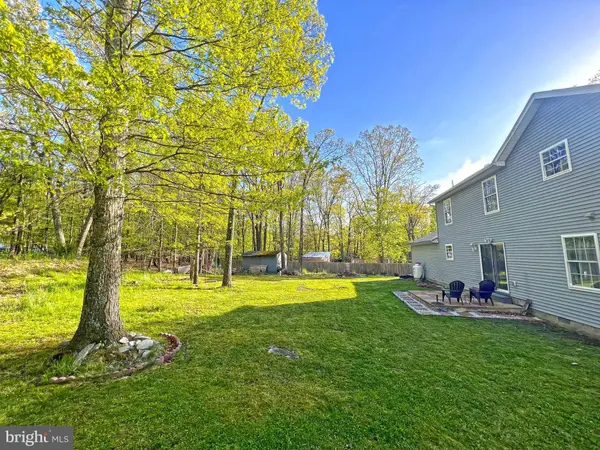 158 DAVIS CIR, Bushkill, PA 18324