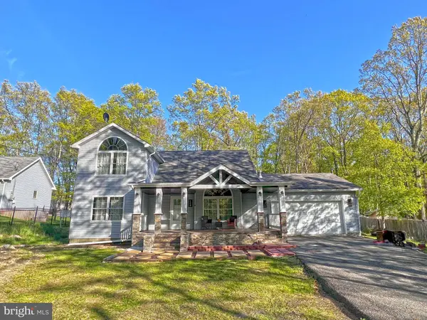 158 DAVIS CIR, Bushkill, PA 18324