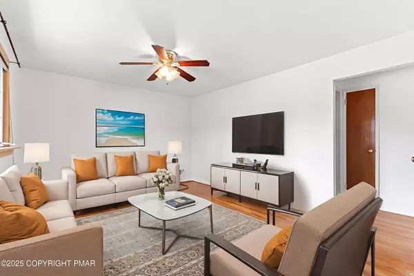 1916 Stonington RD, Bethlehem, PA 18018