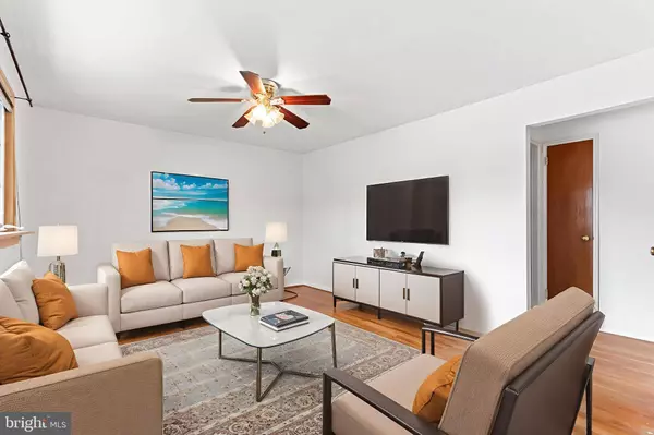 1916 STONINGTON RD, Bethlehem, PA 18018