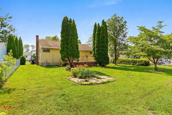 1916 Stonington RD, Bethlehem, PA 18018