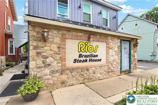 127 S Broad ST, Nazareth Boro, PA 18064