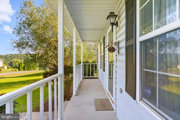 2241 REO DR, Effort, PA 18330