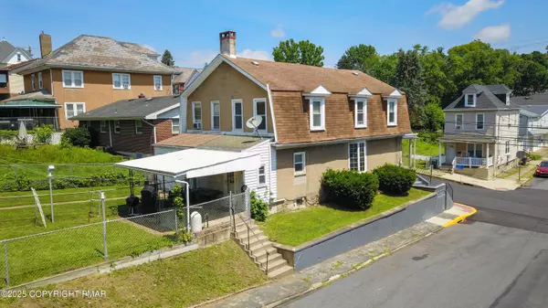 900 Ridge ST, Easton, PA 18042