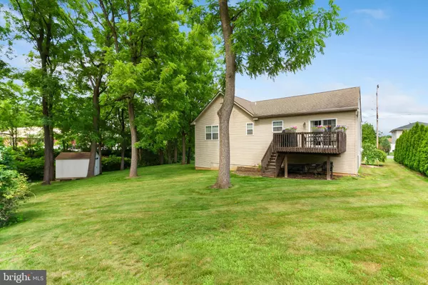 700 OAKWOOD ST, Easton, PA 18045