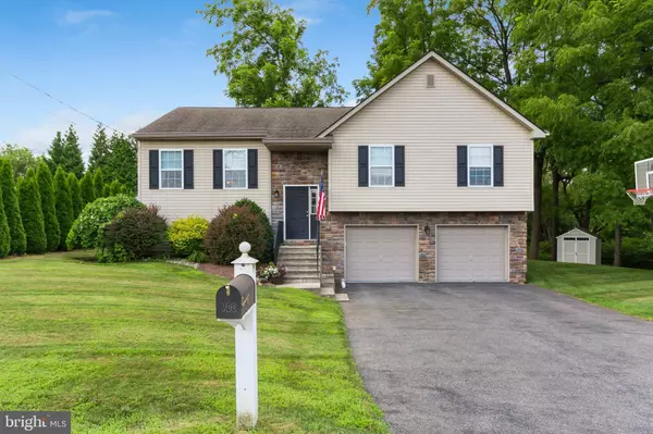 700 OAKWOOD ST, Easton, PA 18045