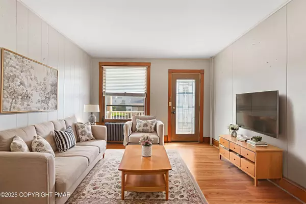 900 Ridge ST, Easton, PA 18042