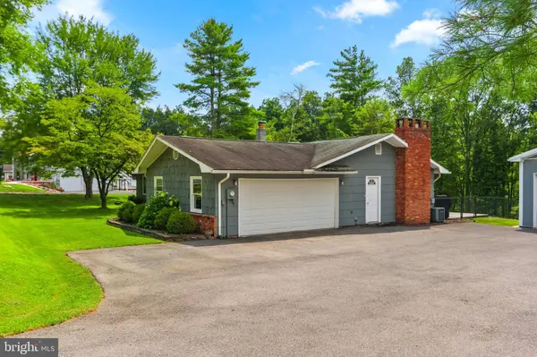 540 ROLLING PINES DR, Saylorsburg, PA 18353