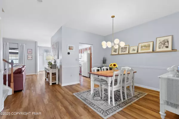 23 Cobblestone DR, Easton, PA 18045