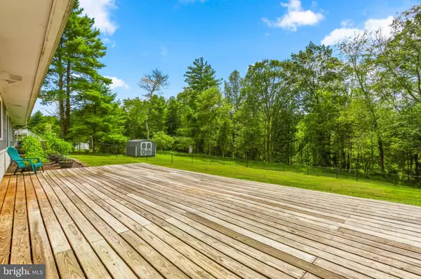 540 ROLLING PINES DR, Saylorsburg, PA 18353