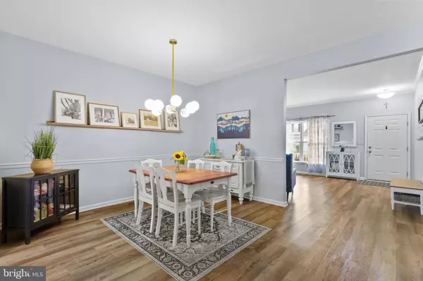 23 COBBLESTONE DR, Easton, PA 18045