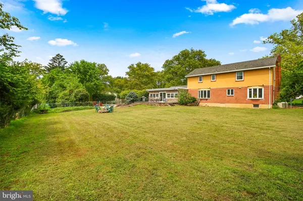 3660 SOUTHWOOD DR, Easton, PA 18045