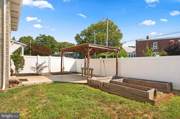 1128 W WYOMING ST, Allentown, PA 18103