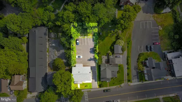 36 MAIN ST, Delaware Water Gap, PA 18327