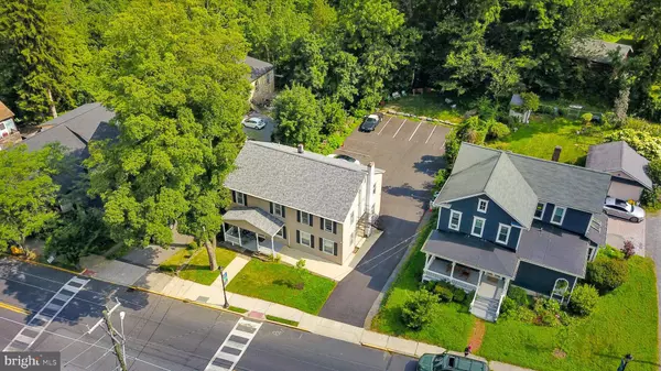 36 MAIN ST, Delaware Water Gap, PA 18327