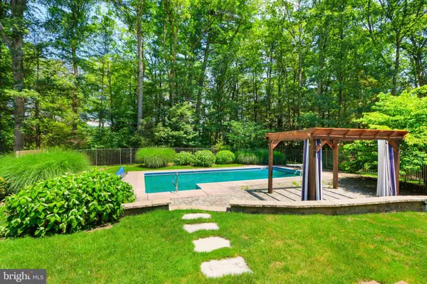 1322 PAR DR, Kunkletown, PA 18058