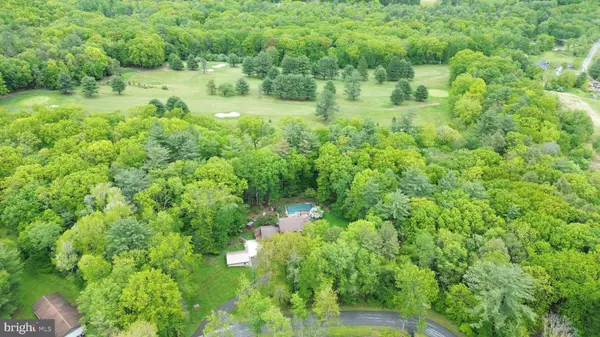 1322 PAR DR, Kunkletown, PA 18058