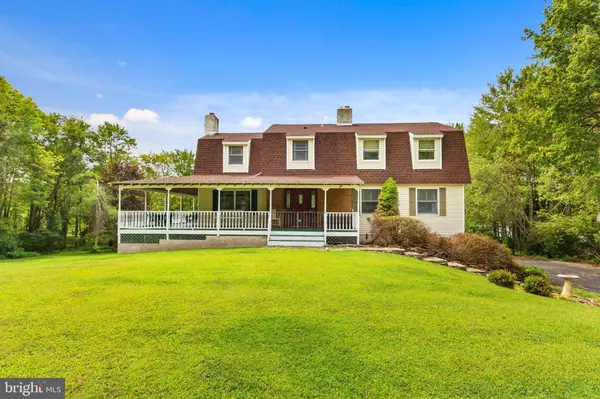 141 EMBILL DR, Blakeslee, PA 18610