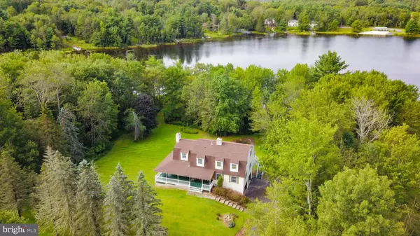 141 EMBILL DR, Blakeslee, PA 18610