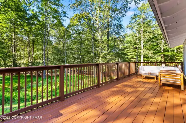 492 Wooddale RD, East Stroudsburg, PA 18302