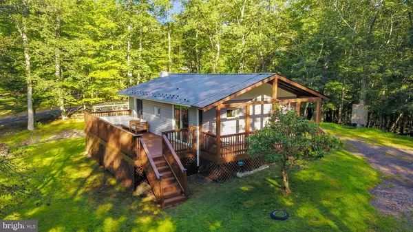 492 WOODDALE RD, East Stroudsburg, PA 18302