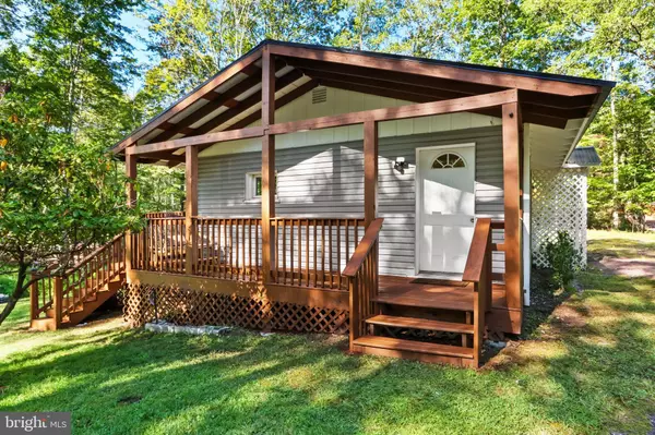 492 WOODDALE RD, East Stroudsburg, PA 18302