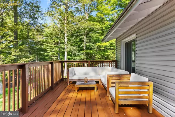 492 WOODDALE RD, East Stroudsburg, PA 18302