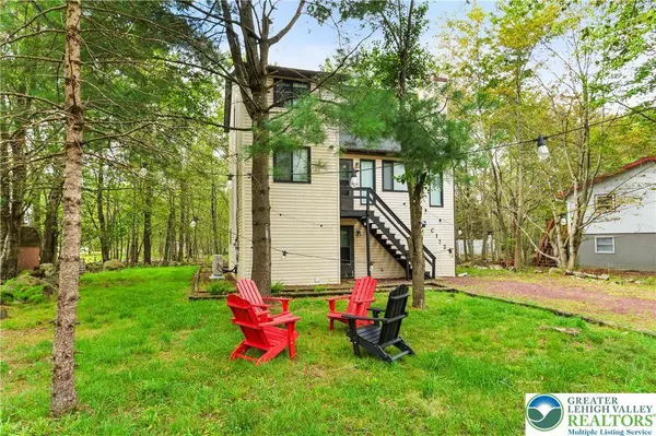 3540 Peak DR, Coolbaugh Twp, PA 18466