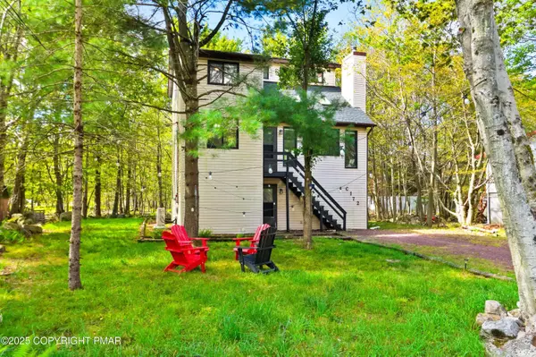 3540 Peak DR, Tobyhanna, PA 18466