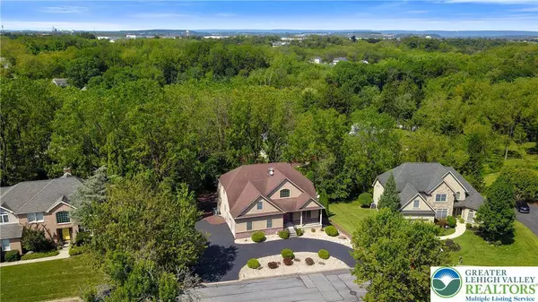 1908 Cherry AVE, Forks Twp, PA 18040