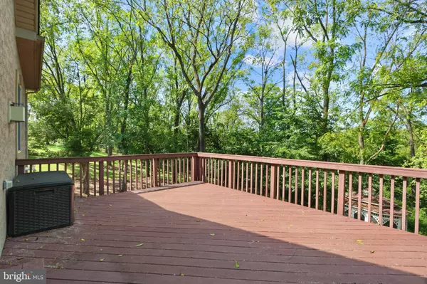 1908 CHERRY AVE, Easton, PA 18040