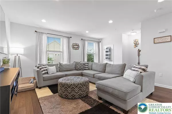 2236 Raya WAY, Bethlehem Twp, PA 18045