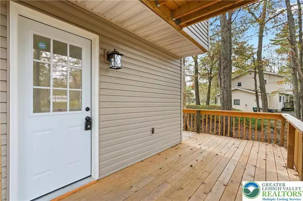 15 Sherman DR, Coolbaugh Twp, PA 18466