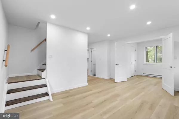 15 SHERMAN DR, Tobyhanna, PA 18466