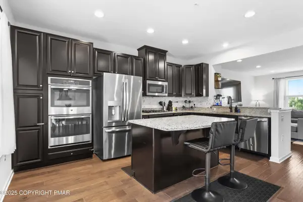 2236 Raya WAY, Easton, PA 18045