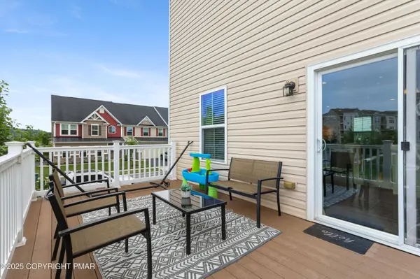 2236 Raya WAY, Easton, PA 18045