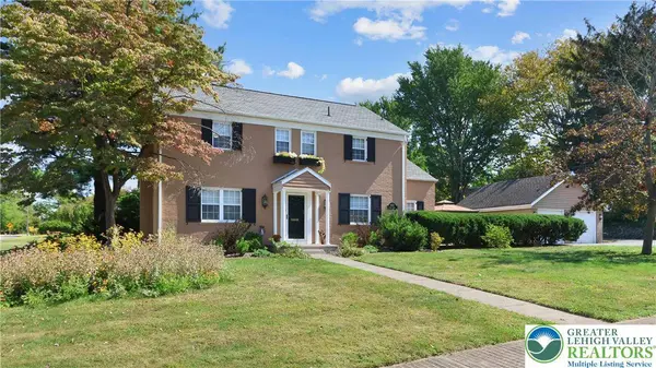 922 Beverly AVE, Bethlehem City, PA 18018