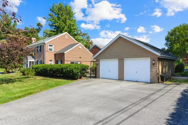 922 Beverly AVE, Bethlehem, PA 18018