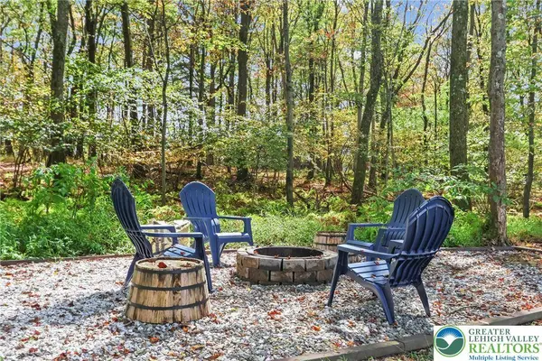 1182 Quail RD, Eldred Twp, PA 18058