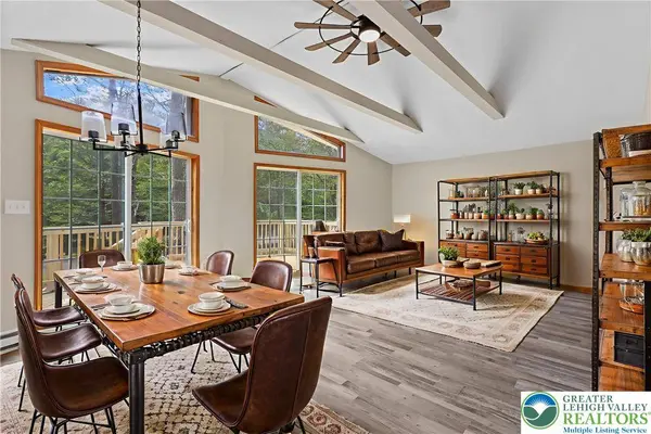 81 Elderberry DR, Gouldsboro, PA 18424