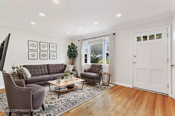 507 Apple Blossom RD, Easton, PA 18040