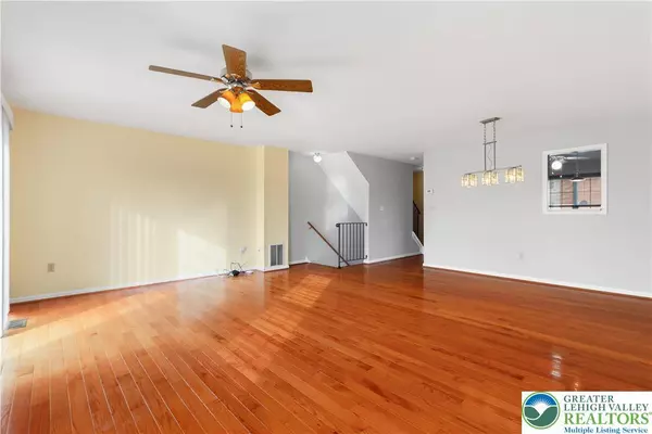 38 Corriere RD, Palmer Twp, PA 18045