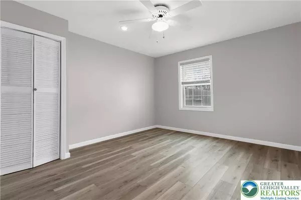 38 Corriere RD, Palmer Twp, PA 18045