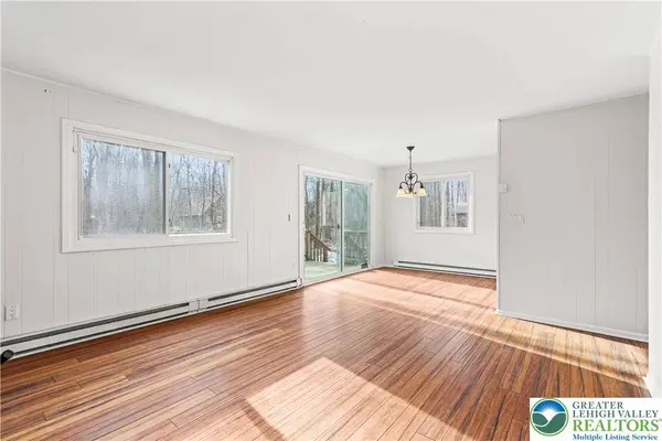 113 Gross DR, Tobyhanna Twp, PA 18350