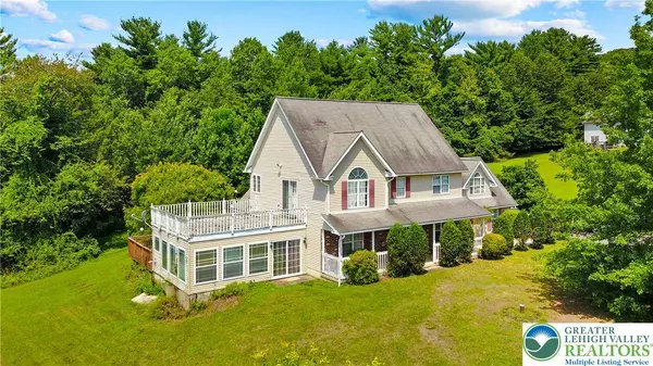 2247 Reo DR, Chestnuthill Twp, PA 18330