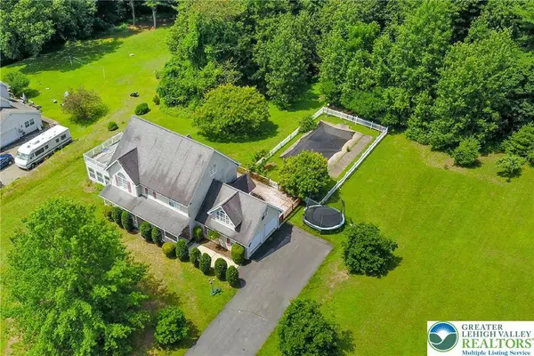 2247 Reo DR, Chestnuthill Twp, PA 18330