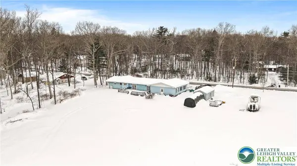 380 Cherry Lane RD, Pocono Twp, PA 18321