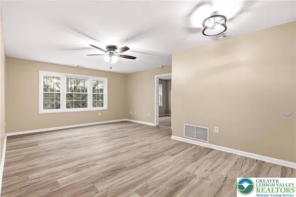 201 Canal Park, Easton, PA 18042