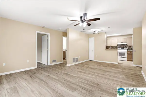 201 Canal Park, Easton, PA 18042