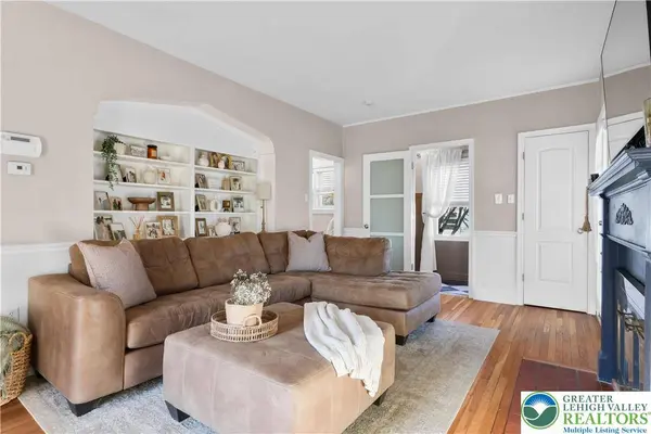 2145 Henderson ST, Bethlehem City, PA 18017